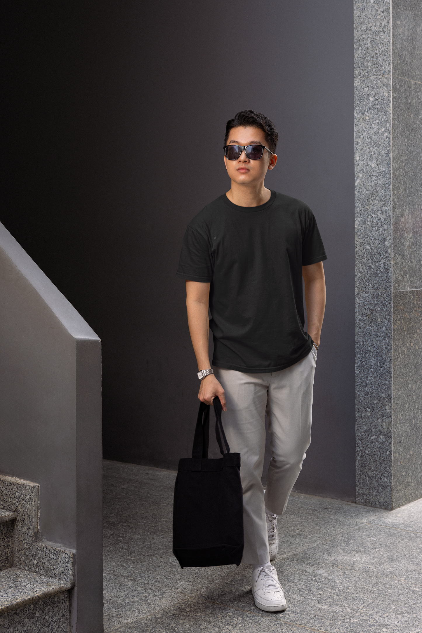 Taurus Monk Plain Regular Fit T-Shirt in Black – round neck everyday tee